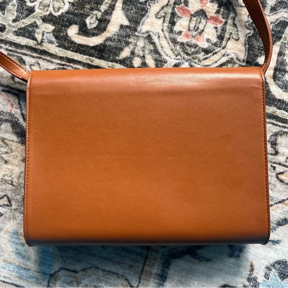 NWOT Lionel Chic Brown and Black Crossbody Bag with Tassel Accents - Picture 3 of 8